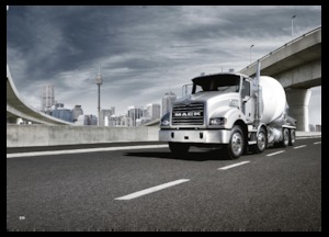 Nyergesvontatók Mack METRO-LINER Day Cab ISL 350 10x4