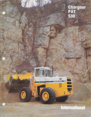 Gumikerekes homlokrakodók International Harvester 530