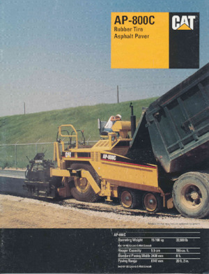 Gumikerekes finiserek Caterpillar AP800C
