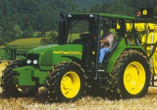 2WD traktorok John Deere 3110 Std