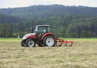 2WD traktorok Steyr 4055 Kompakt S Komfort