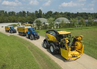 4WD silózók New Holland FR 550 