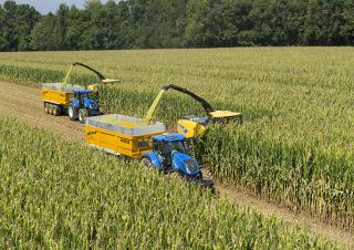 4WD silózók New Holland FR 550 