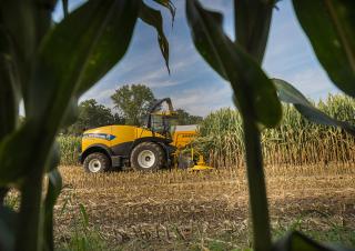 4WD silózók New Holland FR 650 