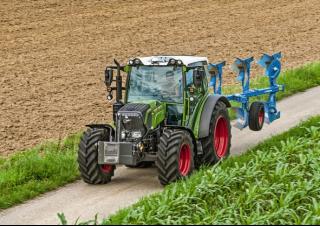 4WD traktorok Fendt 208 S Vario