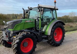 4WD traktorok Fendt 209 PA