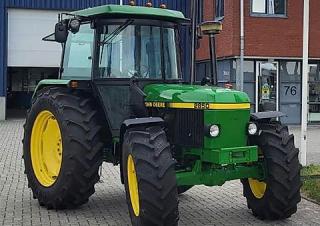 4WD traktorok John Deere 2850