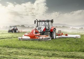 Járművek Kompakt kommunális traktorok Steyr 4125 Profi Classic Profi