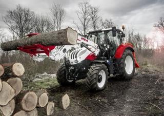 Járművek Kompakt kommunális traktorok Steyr 4125 Profi Classic Profi