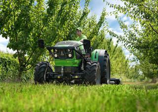 4WD traktorok DEUTZ-FAHR 5070 DF Keyline