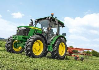 4WD traktorok John Deere 5075E