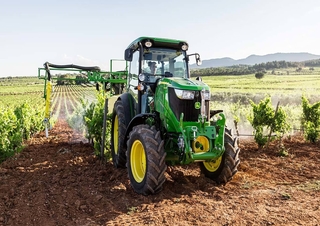 4WD traktorok John Deere 5075GF