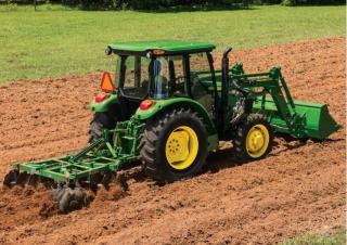 4WD traktorok John Deere 5090E 