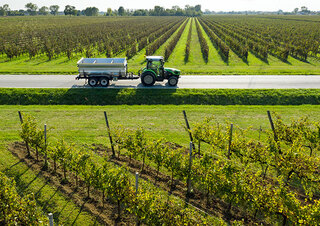 4WD traktorok DEUTZ-FAHR 5105 DS TTV