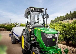 4WD traktorok John Deere 5115GN