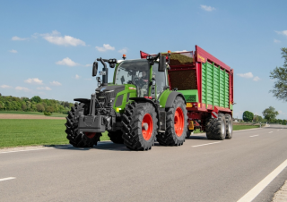 4WD traktorok Fendt 515 Vario Power 