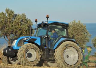 4WD traktorok Landini 6-130C