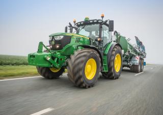 4WD traktorok John Deere 6155R