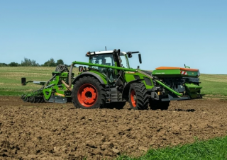 4WD traktorok Fendt 616 Vario Profi