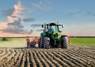 4WD traktorok DEUTZ-FAHR 6175 Agrotron TTV 