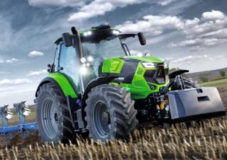 4WD traktorok DEUTZ-FAHR 6215 Agrotron TTV