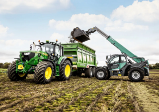 4WD traktorok John Deere 6M 145