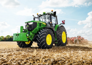 4WD traktorok John Deere 6M 220 