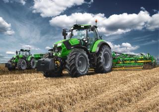 4WD traktorok DEUTZ-FAHR 7230 Agrotron TTV 