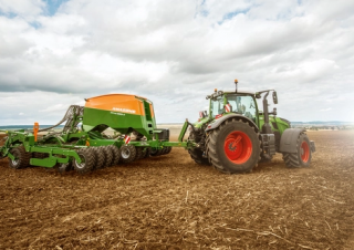 4WD traktorok Fendt 724 Vario Power+ 
