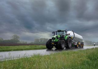 4WD traktorok DEUTZ-FAHR 7250 Agrotron TTV HD