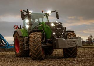 4WD traktorok Fendt 726 Vario Power