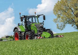 4WD traktorok Fendt 726 Vario Power+