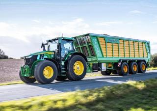 4WD traktorok John Deere 7R 310