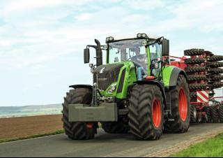 4WD traktorok Fendt 822 Vario Power