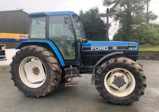 4WD traktorok Ford-NH 8240 SLE A (Powerstar)