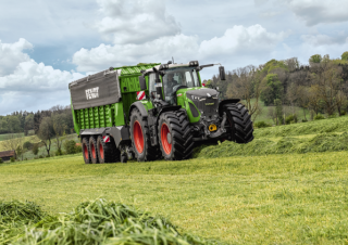 4WD traktorok Fendt 933 Vario Power