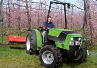 4WD traktorok DEUTZ-FAHR Agroplus F Ecoline 320