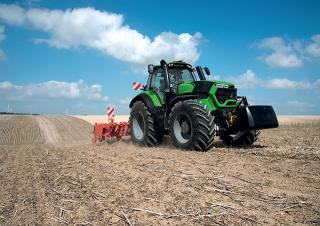 4WD traktorok DEUTZ-FAHR Agrotron 9340