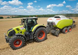 4WD traktorok Claas Axion 810