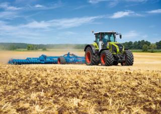 4WD traktorok Claas Axion 950 