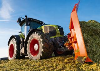4WD traktorok Claas Axion 950 