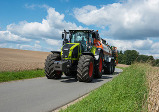 4WD traktorok Claas Axion 960 