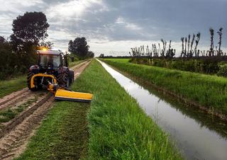 4WD traktorok SAME Dorado 80 
