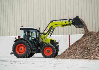 4WD traktorok Claas Elios 230