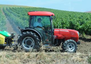 4WD traktorok McCormick F80F