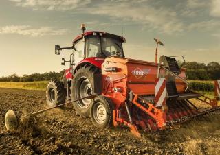 4WD traktorok Case IH Farmall 115 C
