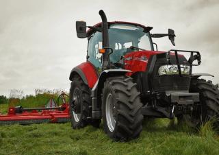 4WD traktorok Case IH Farmall 120U