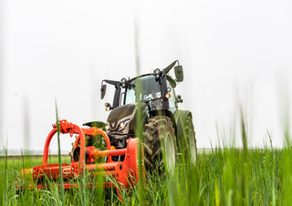 4WD traktorok Valtra G115H
