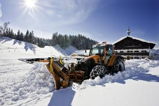 4WD traktorok Lindner Geotrac 124