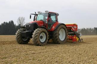4WD traktorok Lindner Geotrac 124